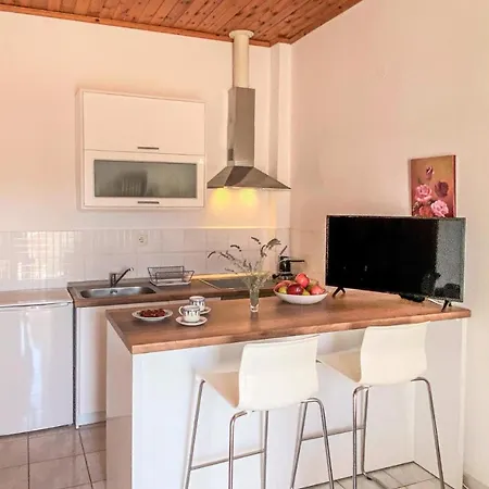 1 Bedroom Amazing In Evia *