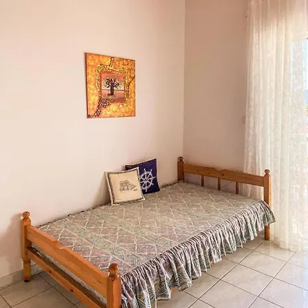 Apartment 1 Bedroom Amazing In Evia