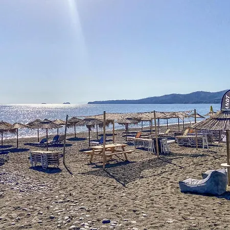 Apartment 1 Bedroom Amazing In Evia