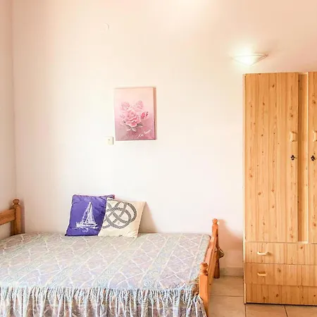 1 Bedroom Amazing In Evia Daire Vasiliká